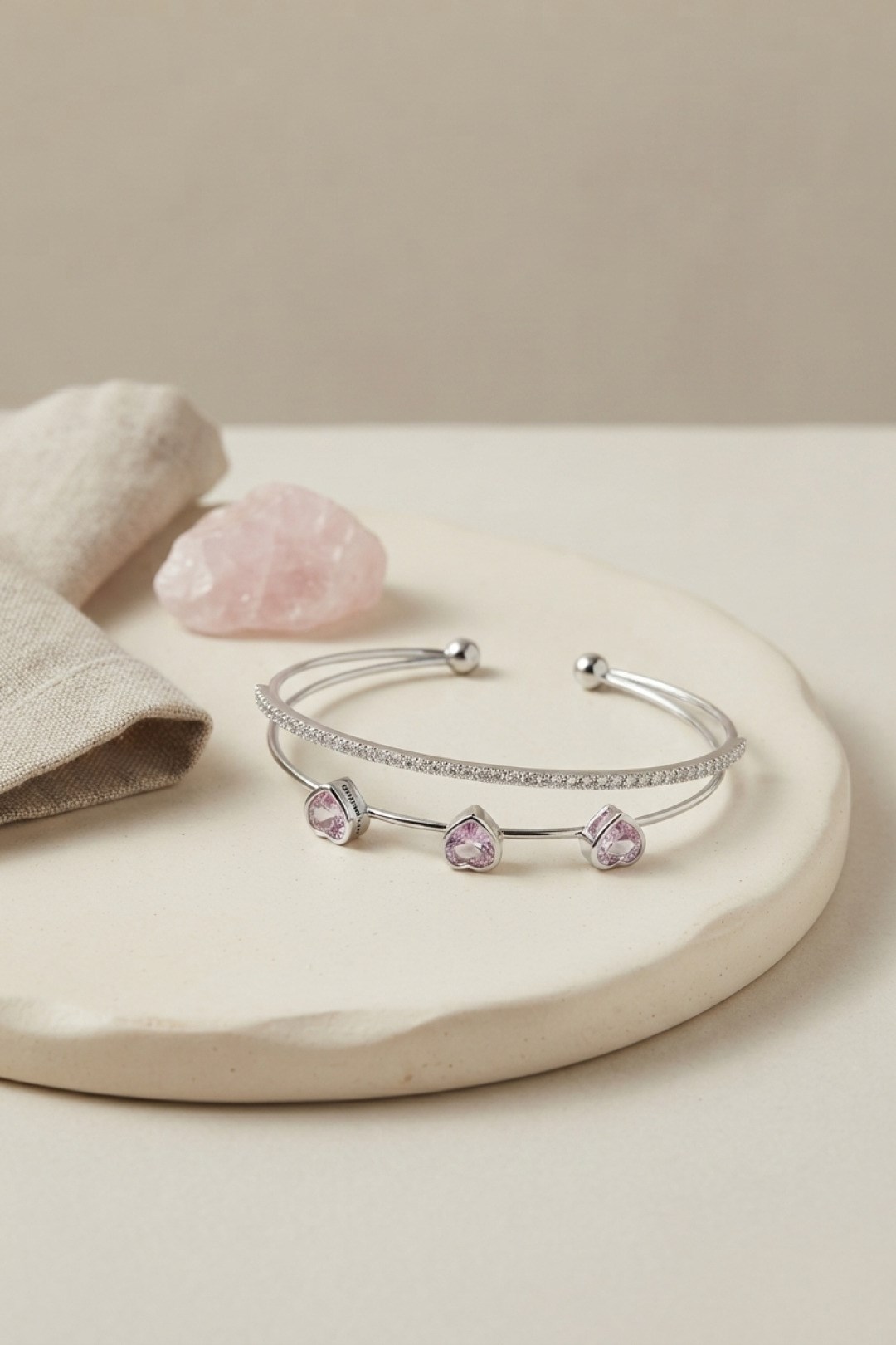 Pembe Kalp Model Zirkon Taşlı Gümüş Renk Kadın Bileklik