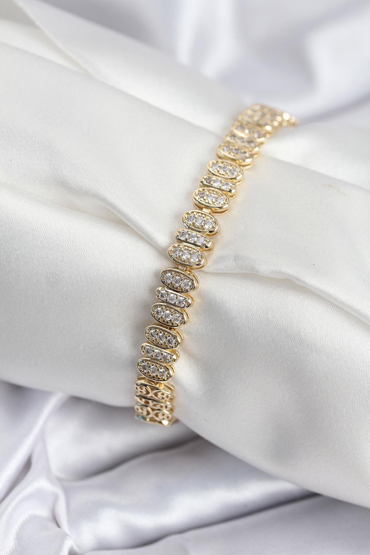 Pirinç VIP Seri Gold Renk Oval Sıralı Kadın Bileklik