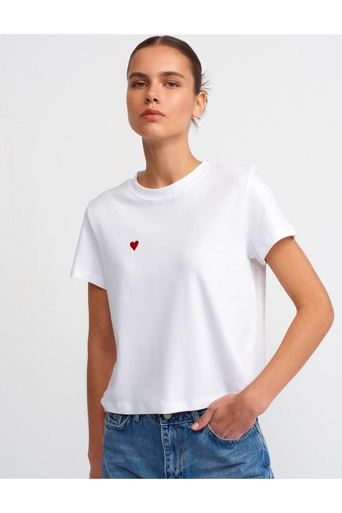 Bisiklet Yaka Kalp İşlemeli Pamuklu T-shirt - Beyaz