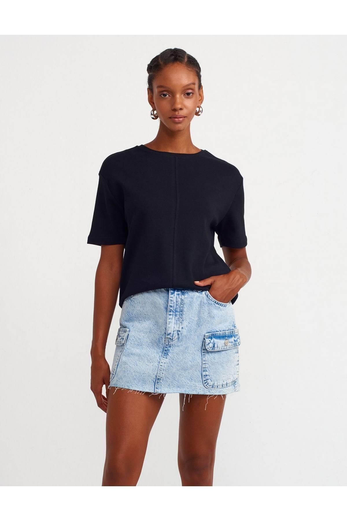 Dikiş Detaylı T-Shirt - Siyah