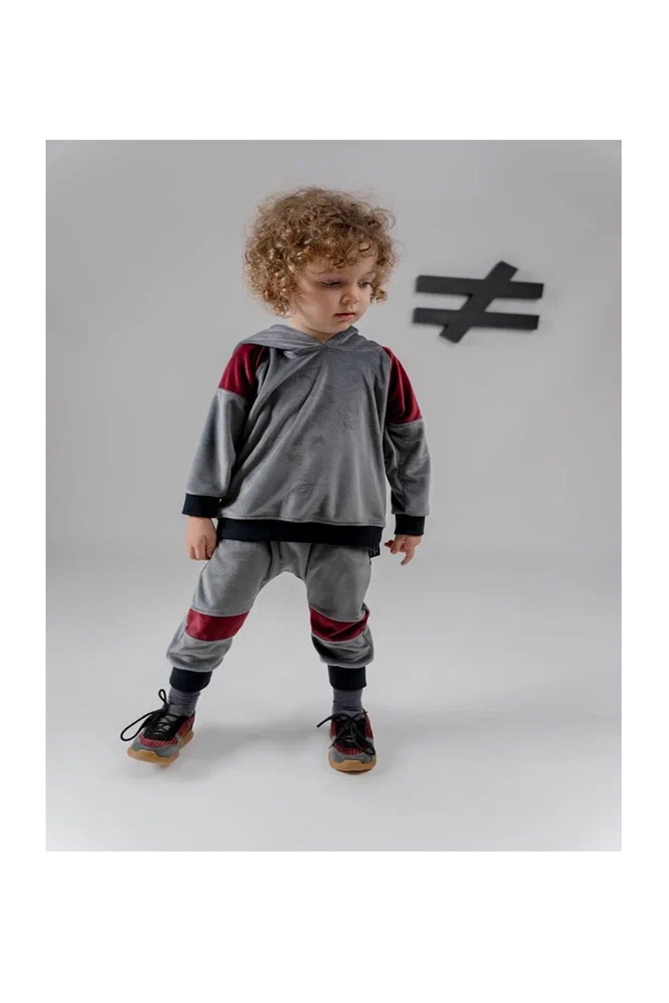 Kadife Kapşonlu Takım