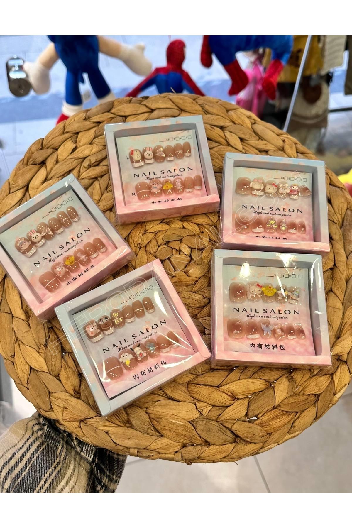 Sanrio Lüx Takma Tırnak Seti 12li Çocuk Takma Tırnak - Model 3