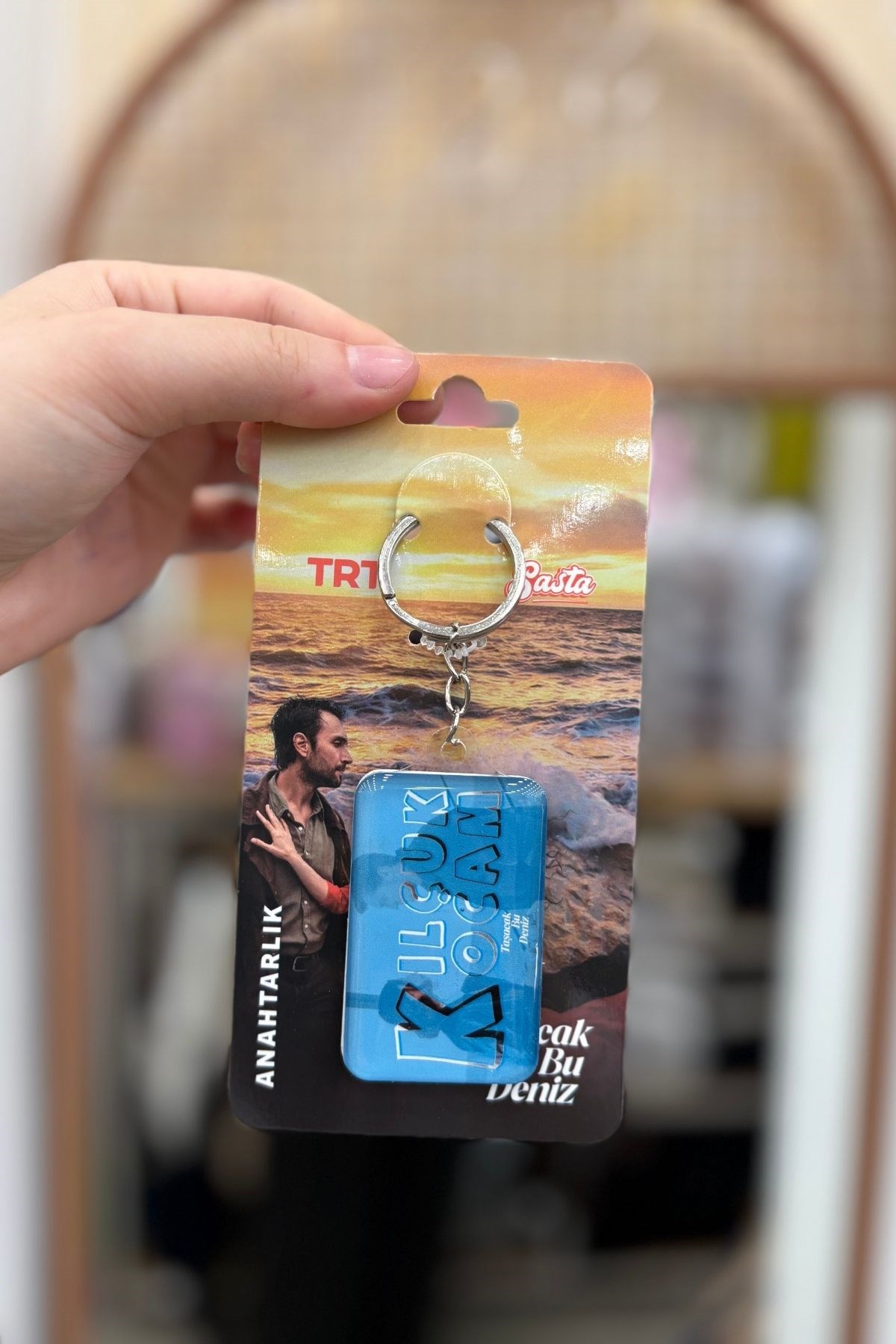 Taşacak Bu Deniz TRT Lisanslı Dizi Replikli Anahtarlık - Model 3