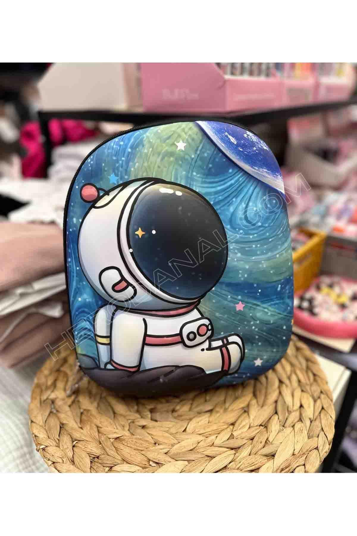 Astronot Kabartmalı Sırt Çantası 28 cm