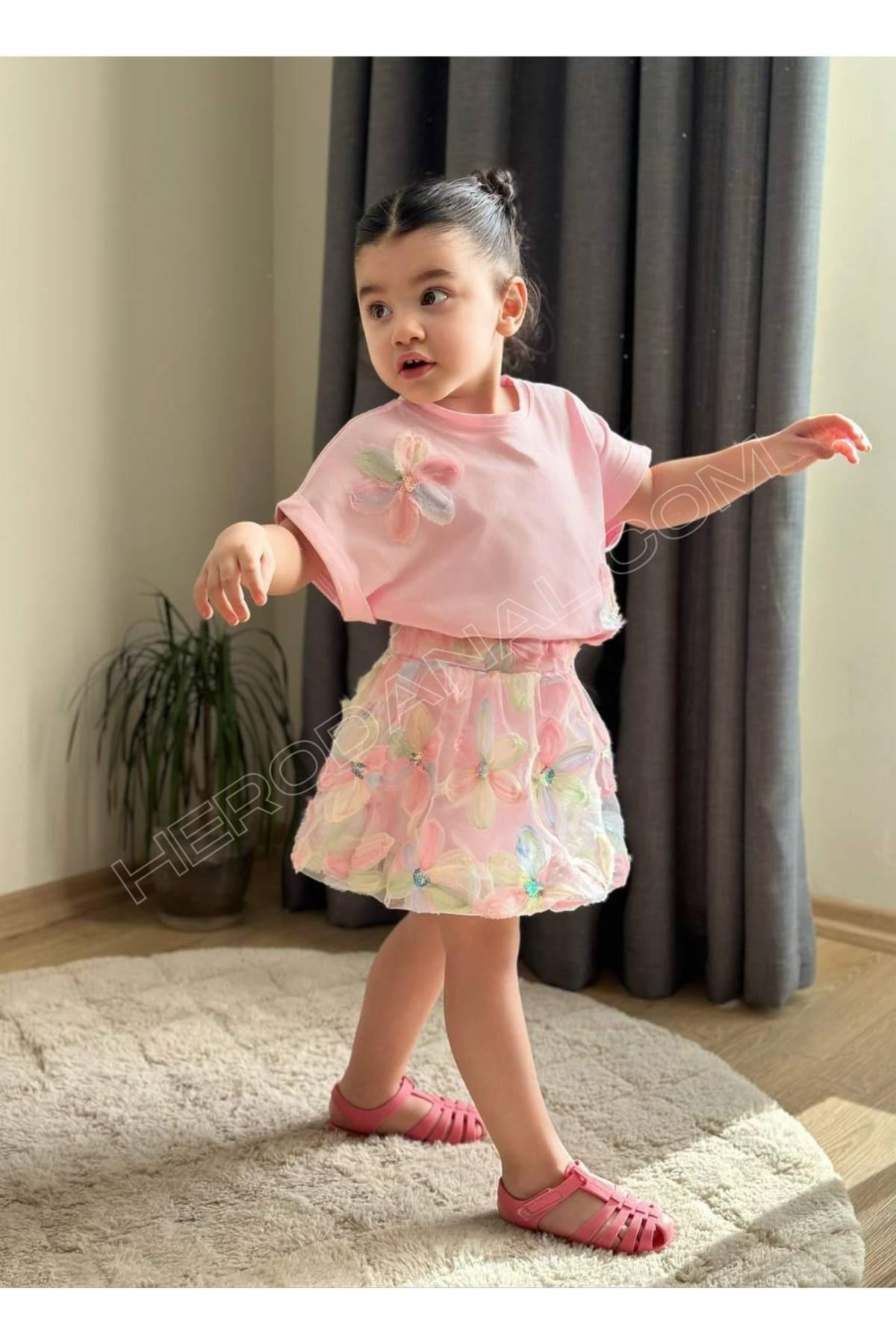 Çiçekli T-Shırt ve Etek Takım - Pembe