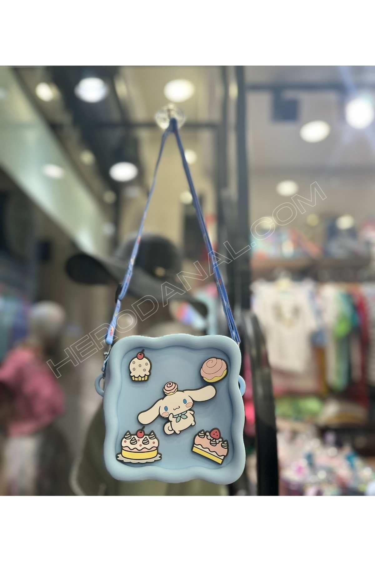 Cinnamoroll Askılı Kare Dolgulu Silikon Çanta