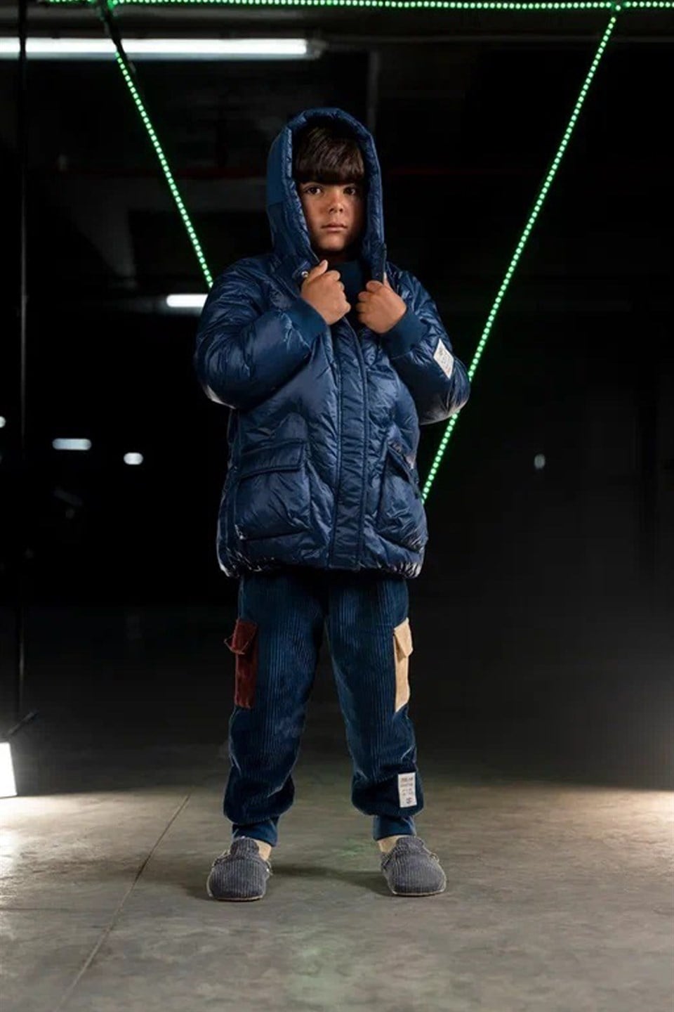 Kapşonlu Şişme Mont