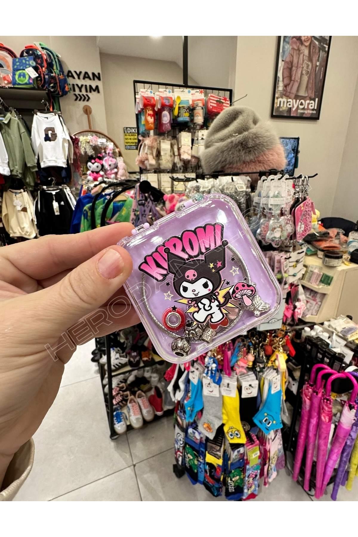 Manşet  Ayarlanabilir Paslanmaz Çelik Bileklik Sanrio Kuromi Charm'lı - İçerikleri Değişmektedir - Mor Kutu