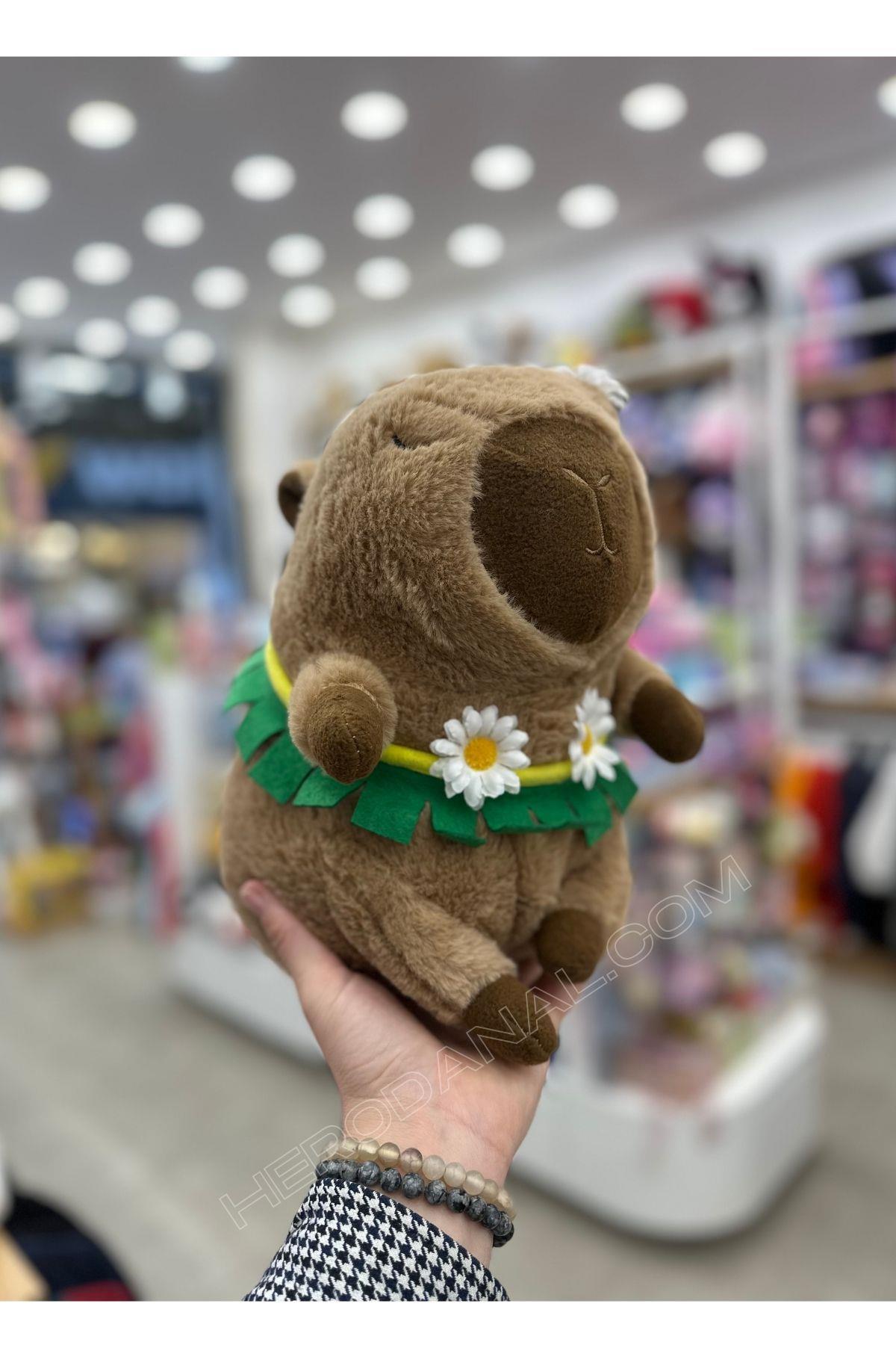 Sevimli Capybara Peluş - 30 cm - Çiçek Etekli 