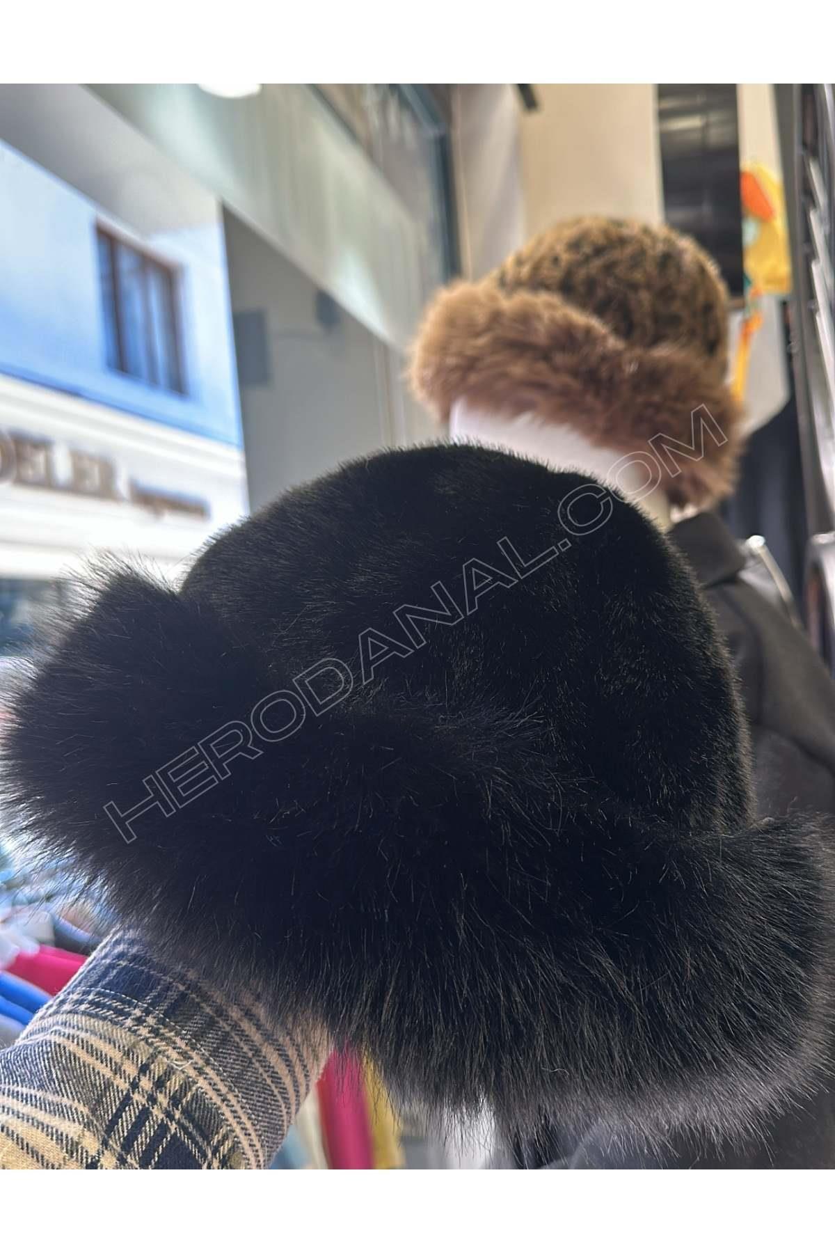 Yetişkin Boy Peluş Bere Şapka