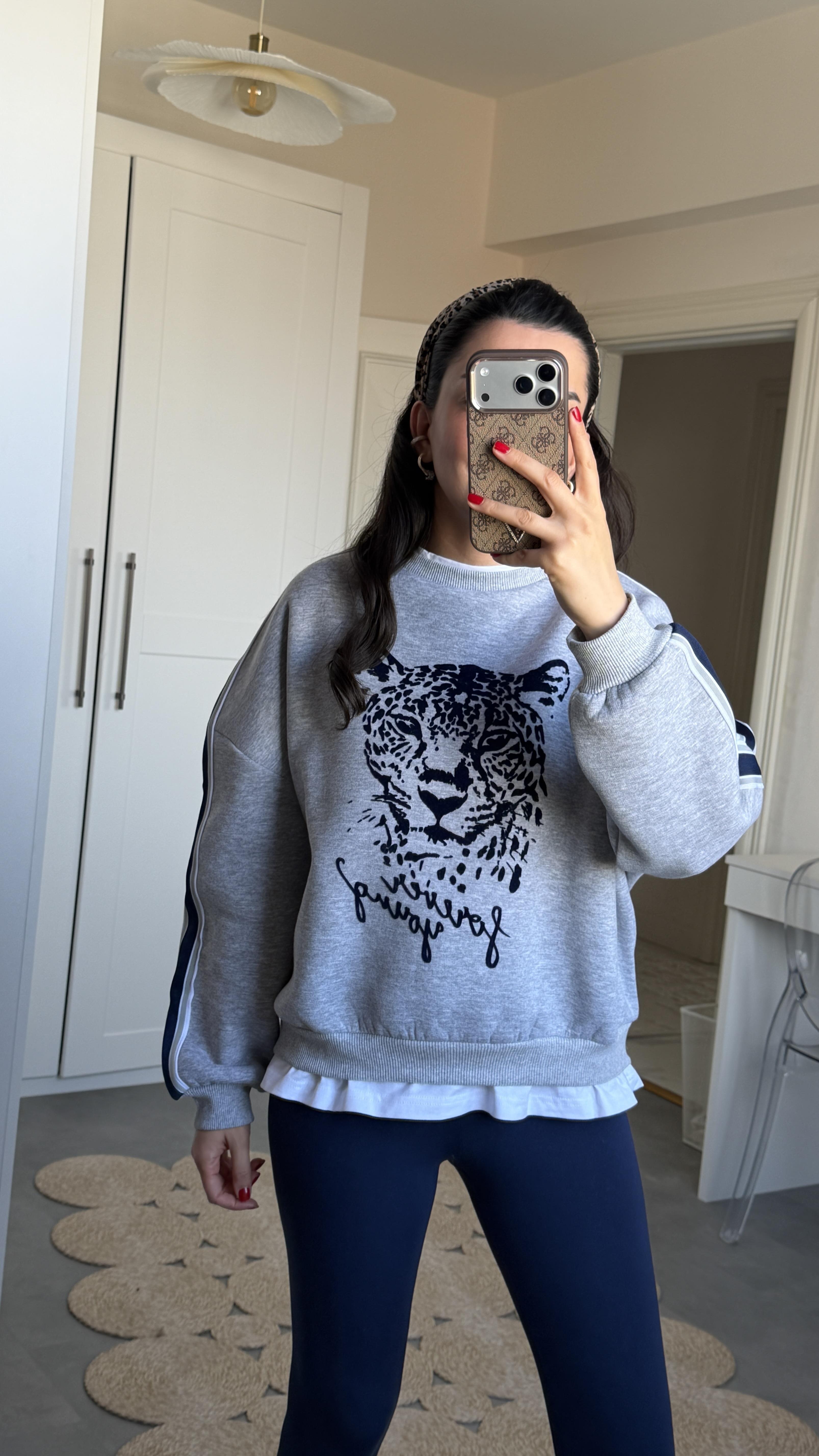 Aslan Figürlü Sweat