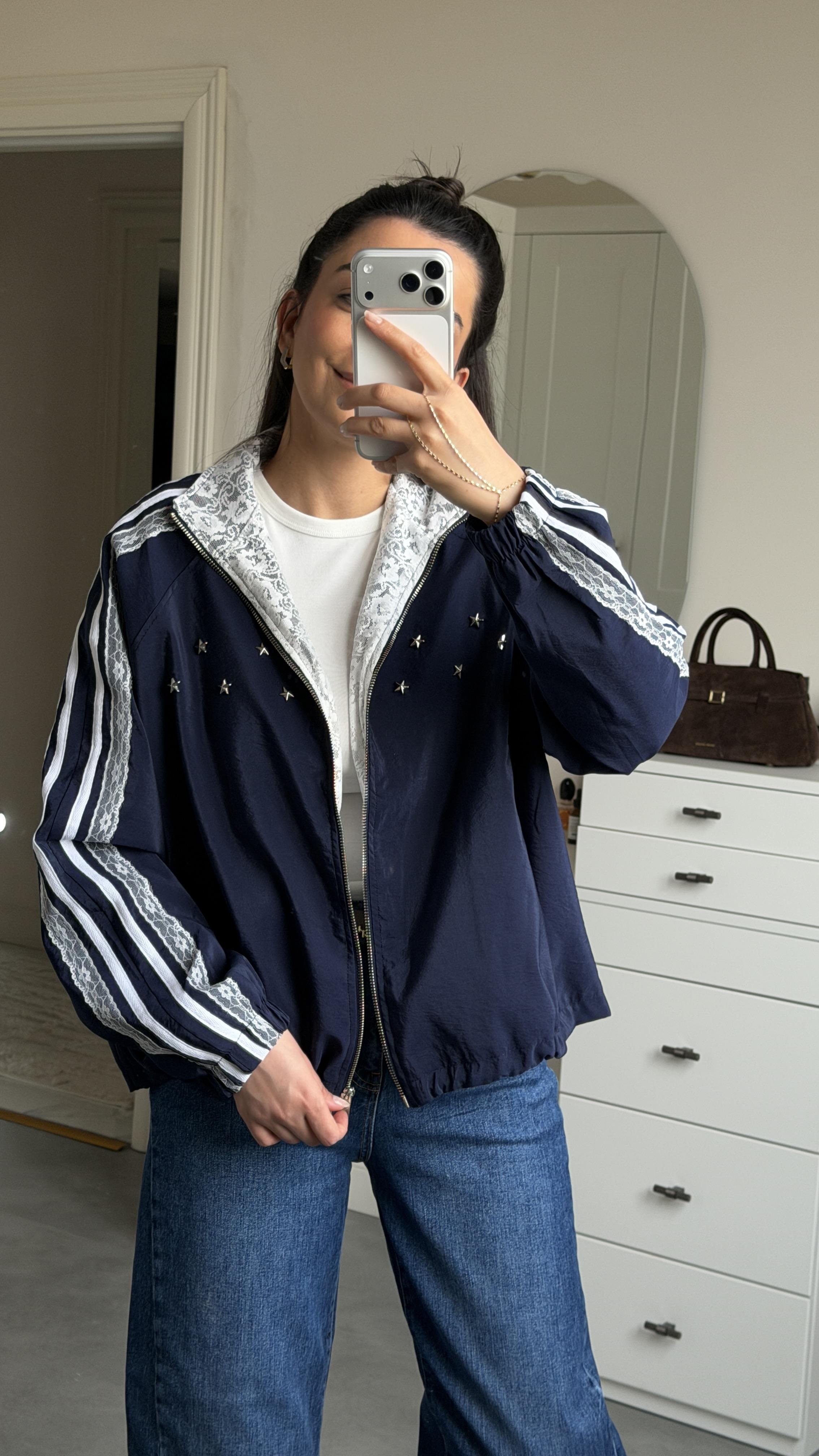 Dantel Ve Yıldız Detaylı Bomber Ceket 