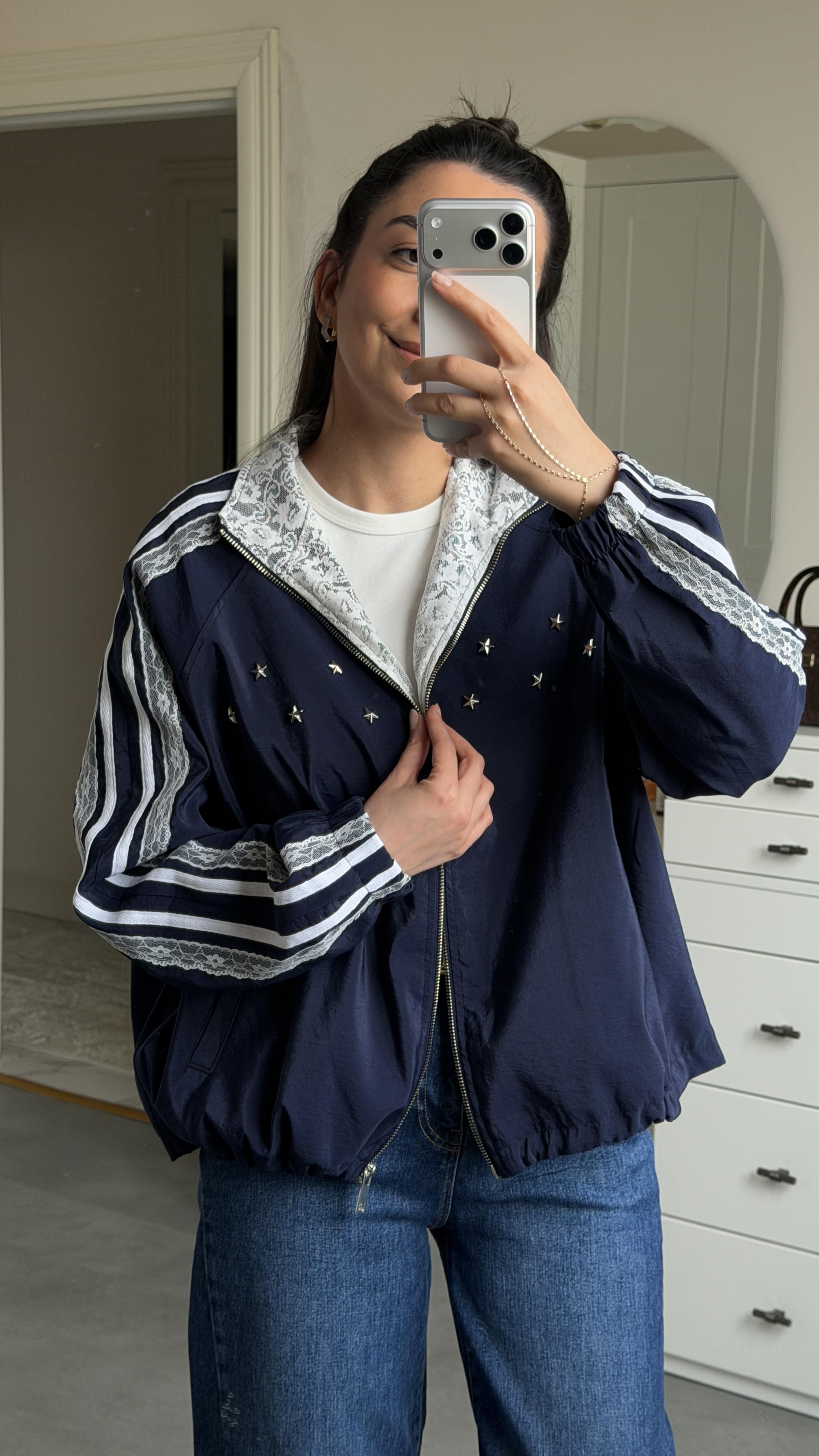 Dantel Ve Yıldız Detaylı Bomber Ceket 