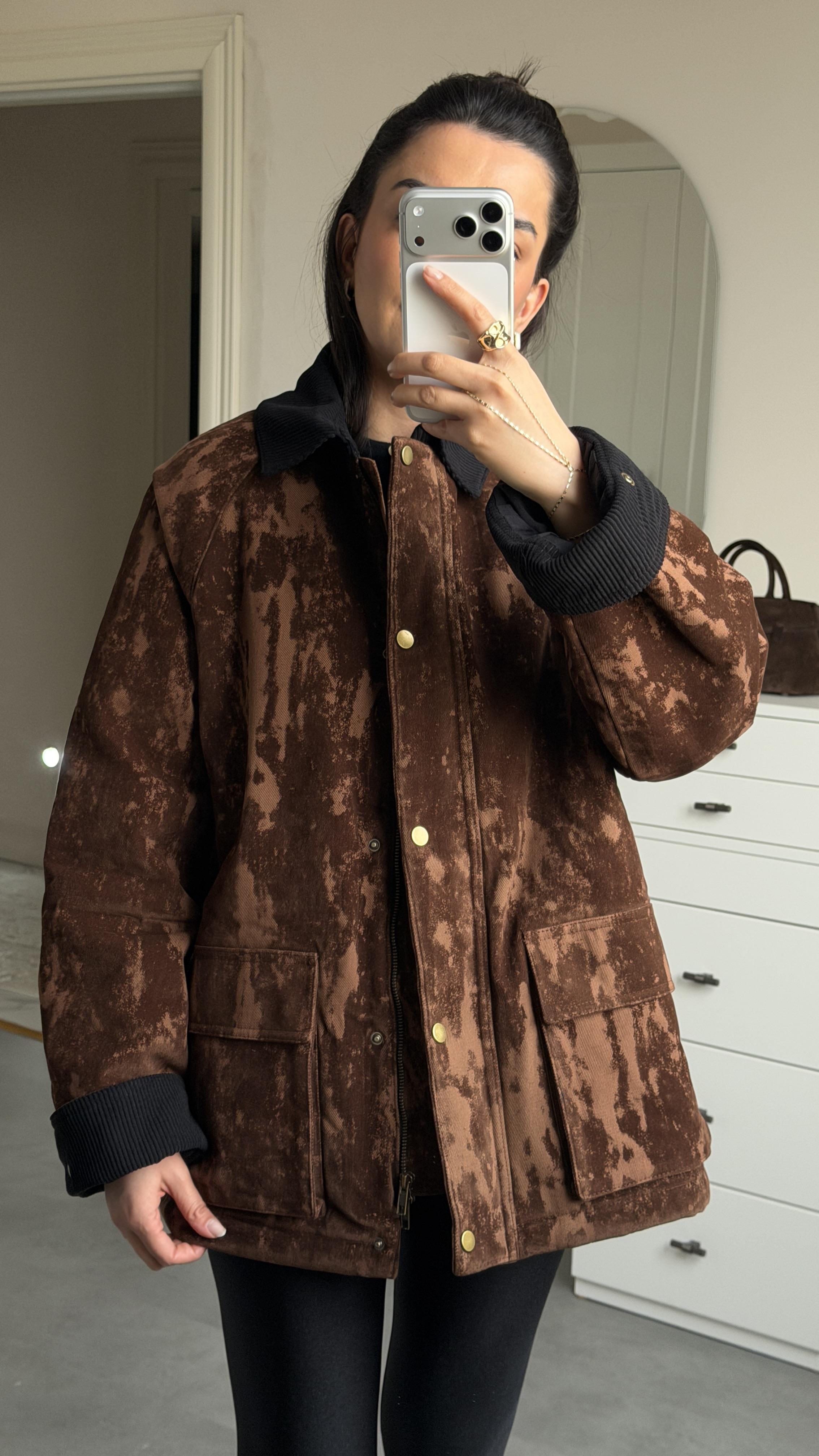 Kadife Yakalı Dokulu Mont 