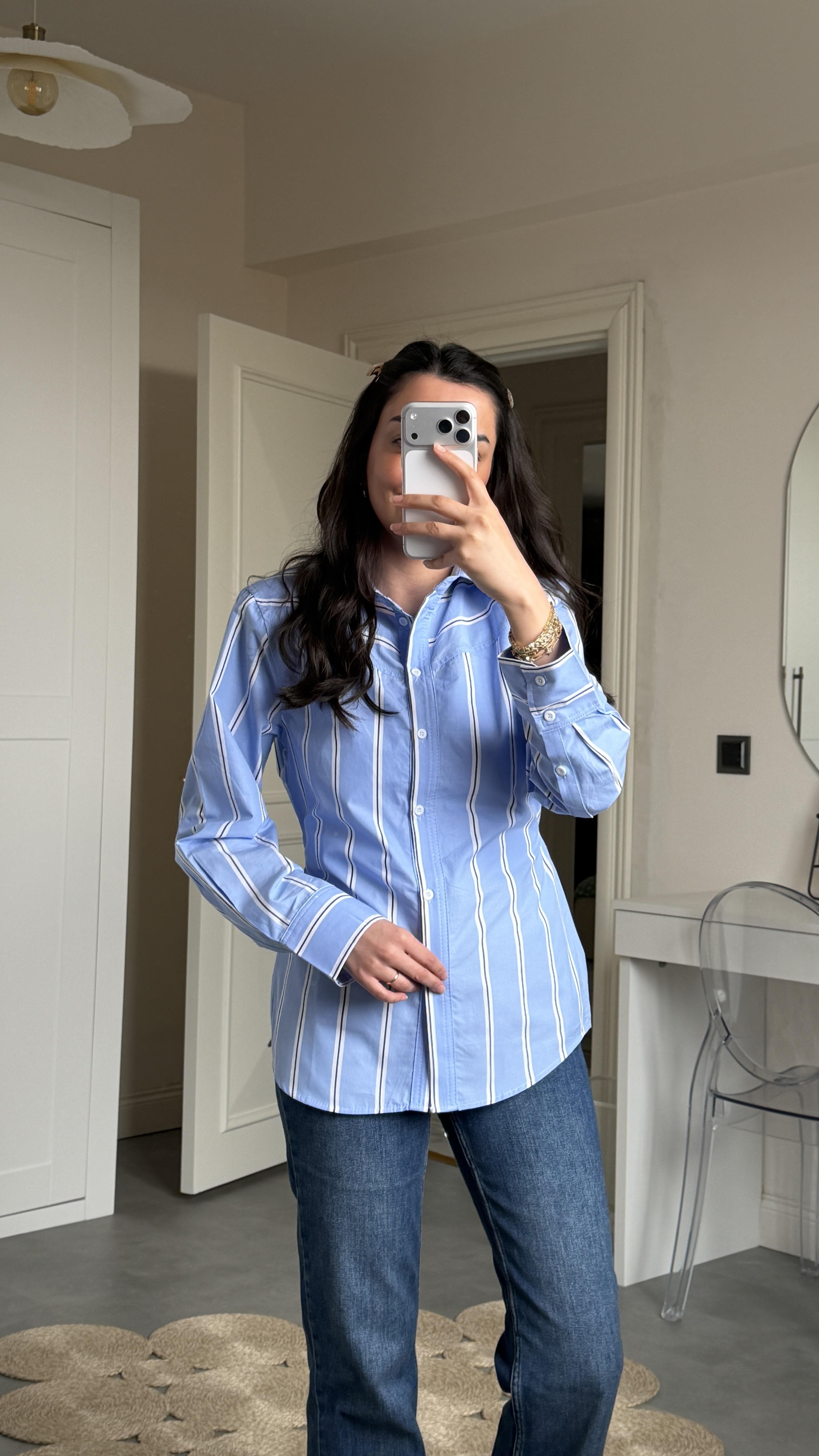 Mavi Çizgili Belden Oturtmalı Gömlek