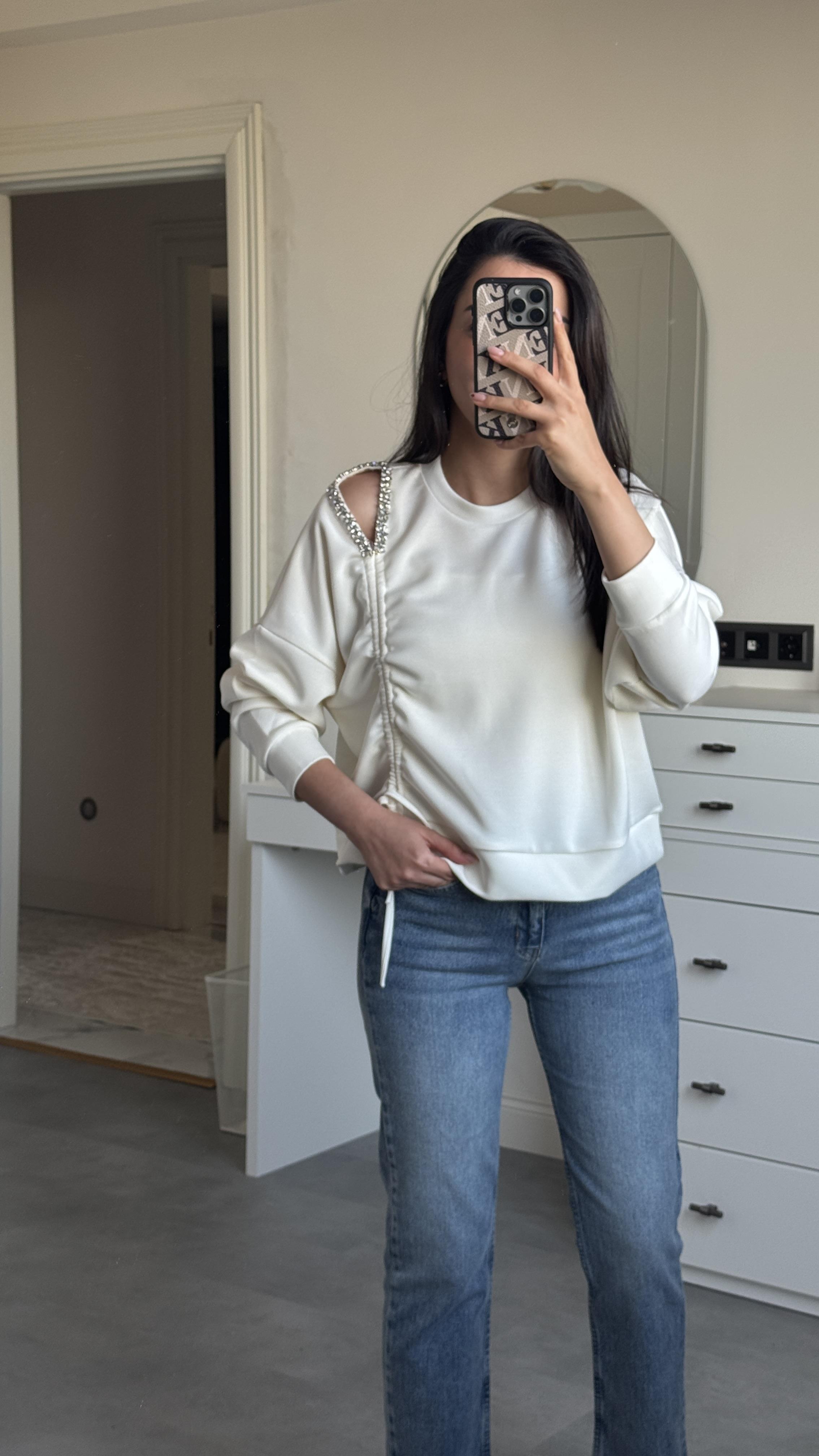 Omzu Taşlı Sweat - Ekru