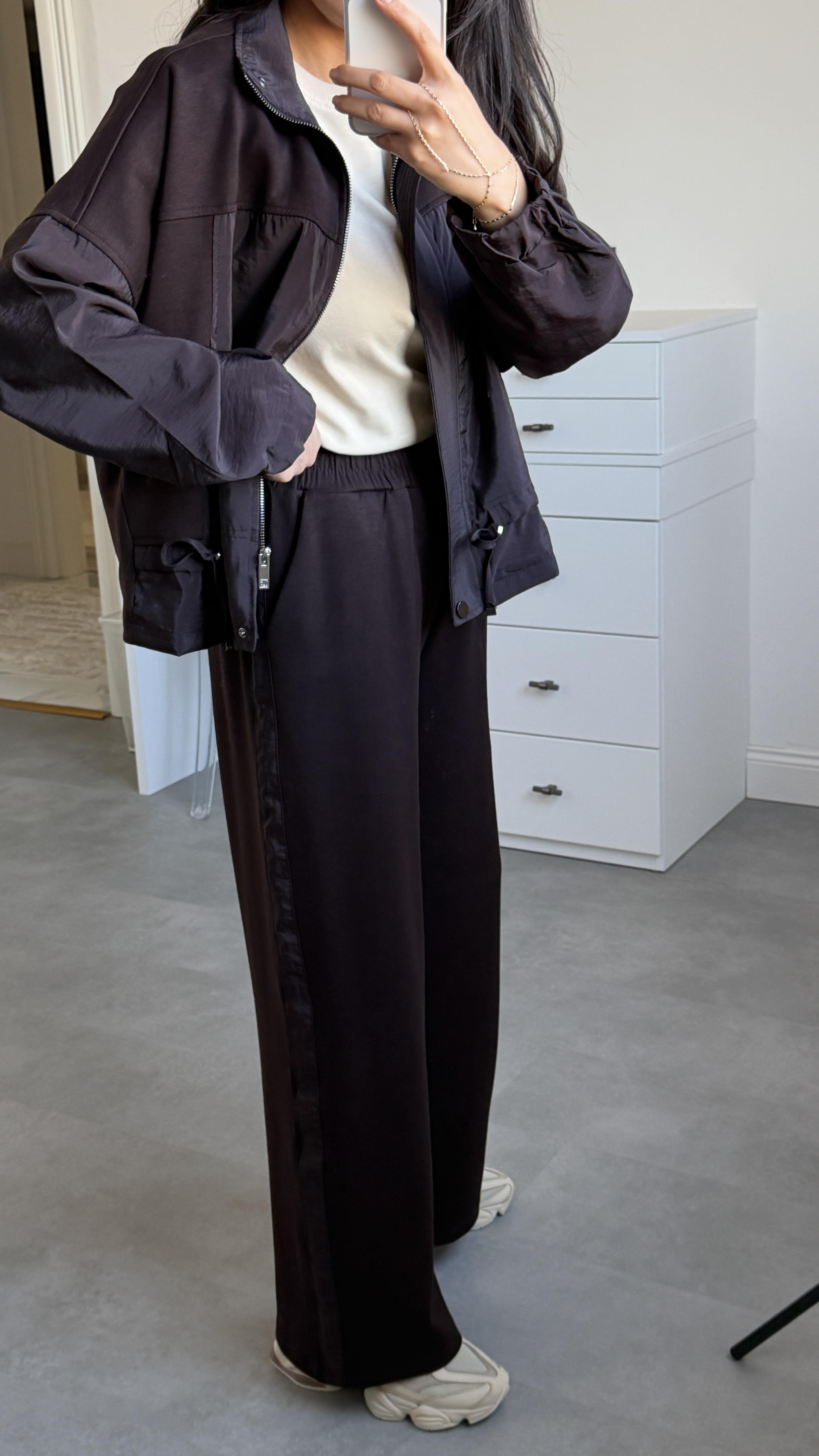 Paraşüt Garnili Takım - Kahve