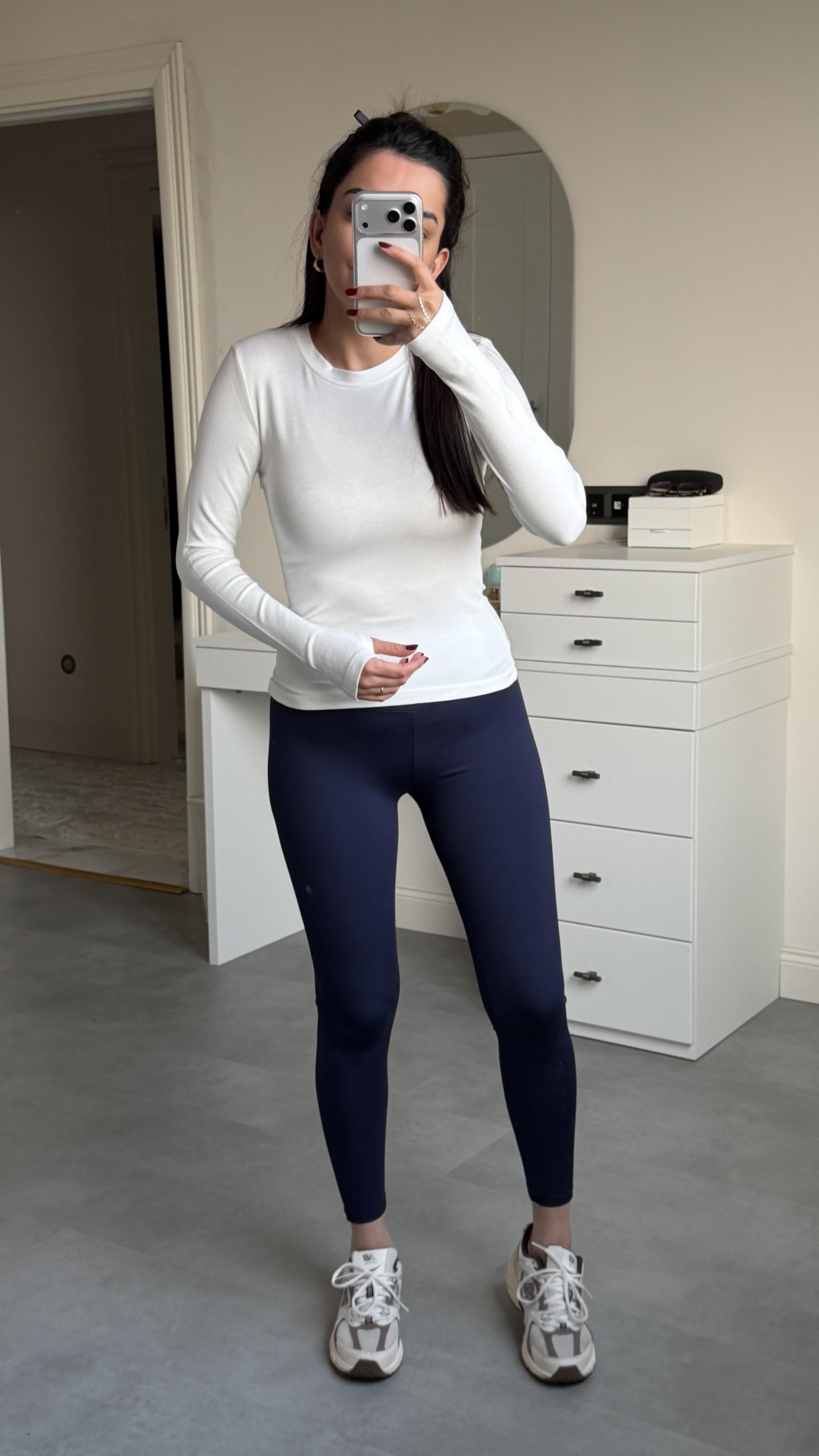 Parmak Geçirmeli Body - Beyaz