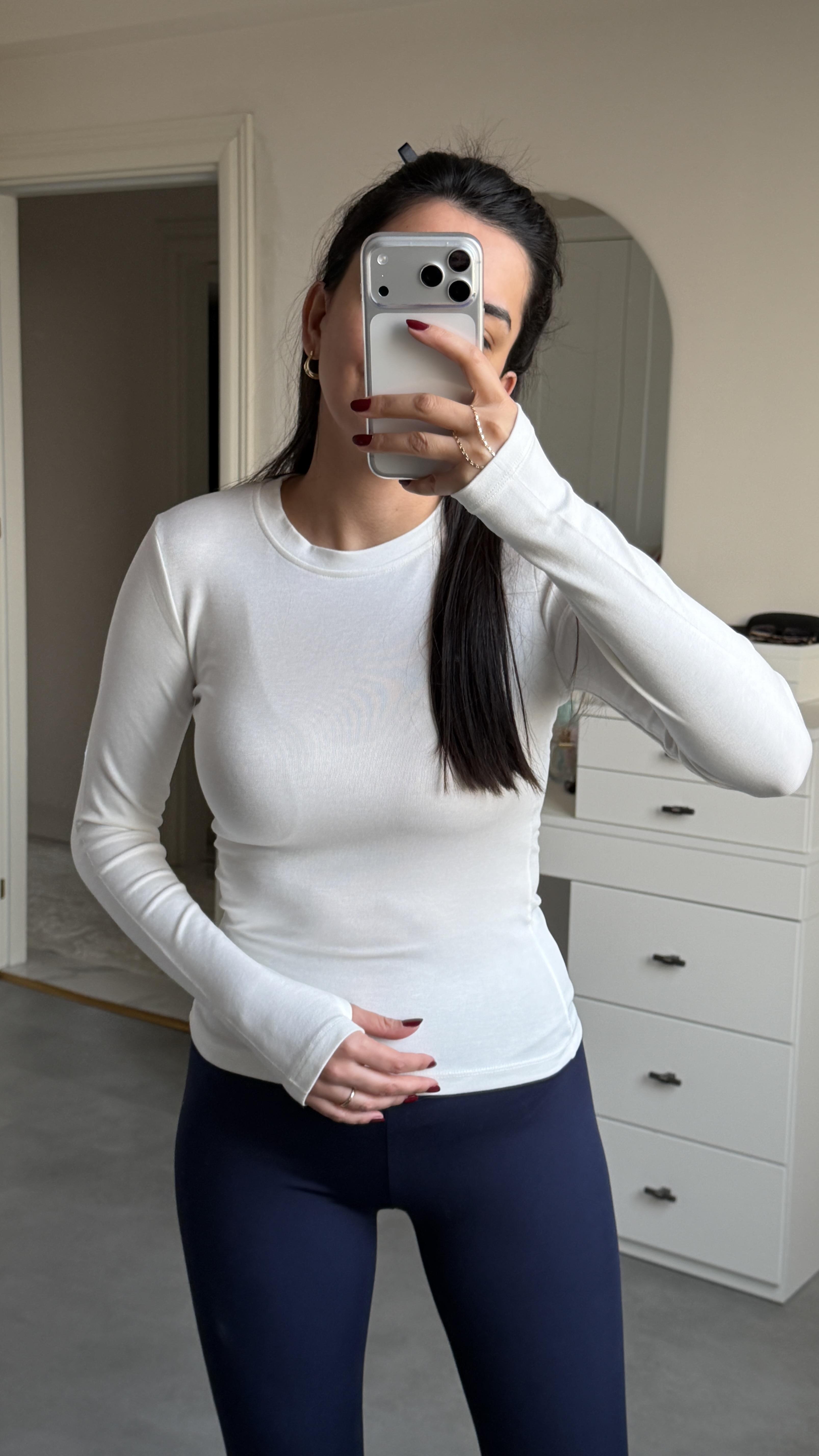 Parmak Geçirmeli Body - Beyaz