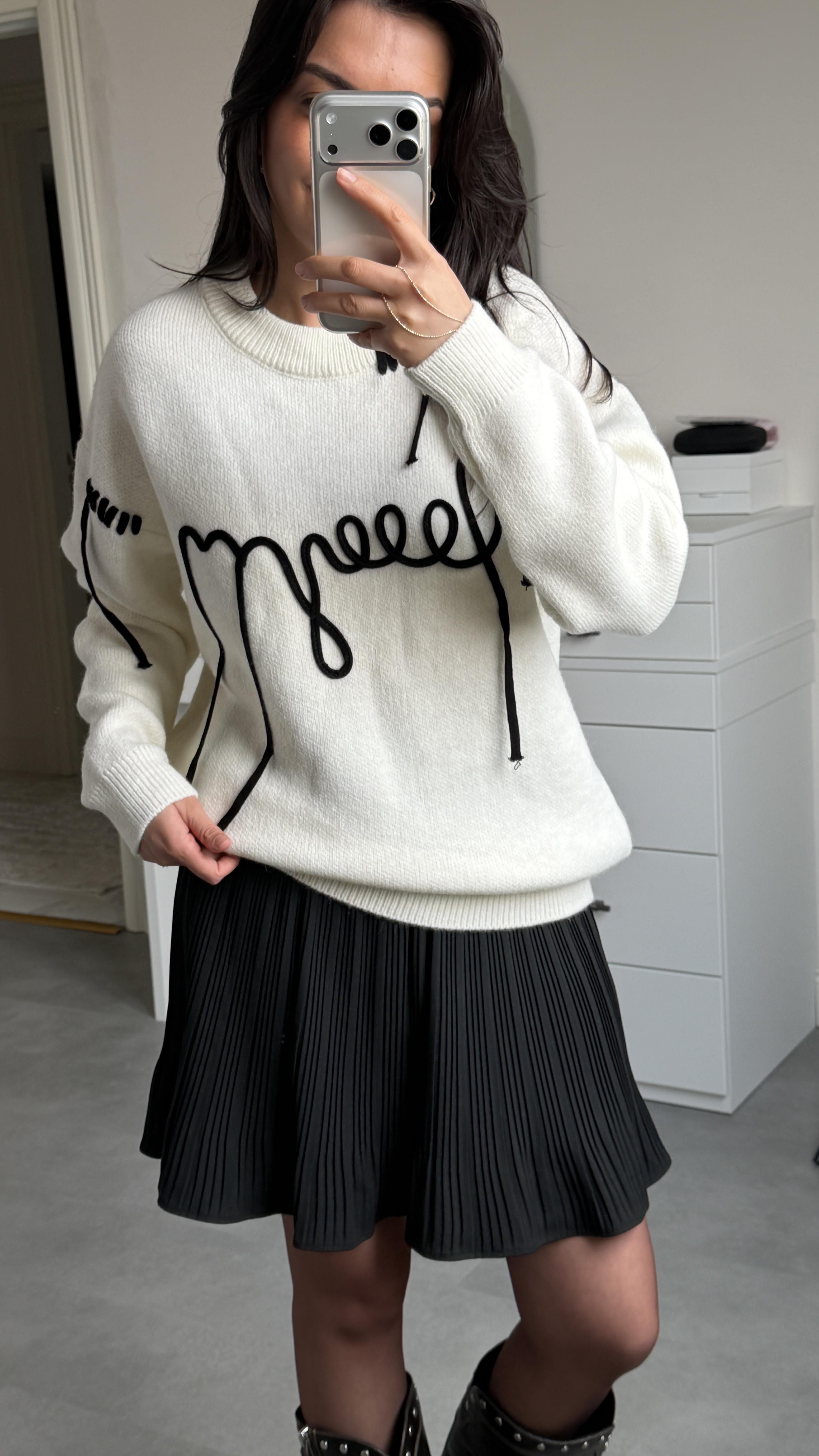 Piliseli Şortlu Siyah Etek