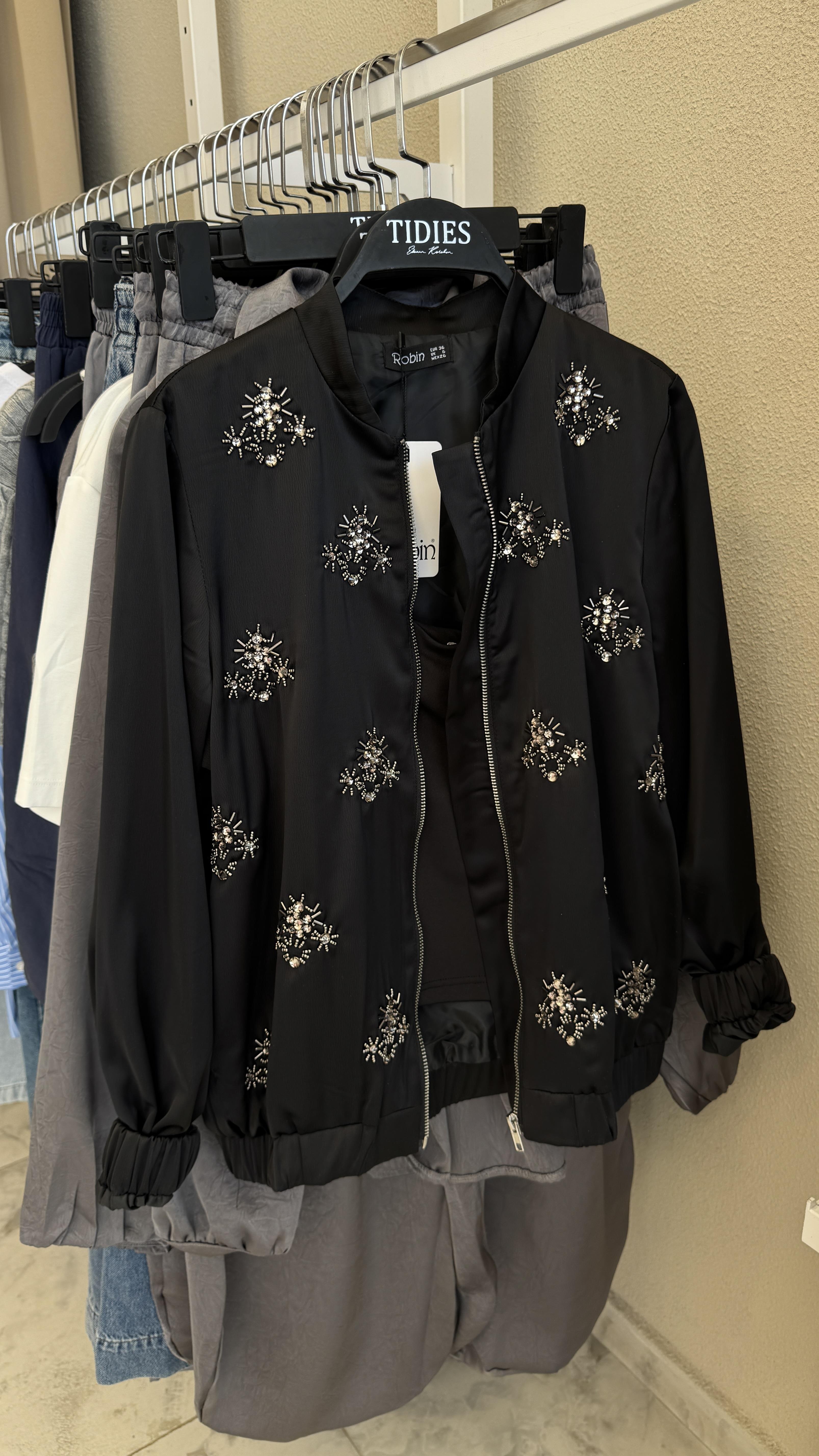 Saten Taşlı Bomber Ceket -Siyah 