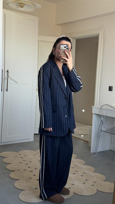 Dantel Detaylı Çizgili Takım - Lacivert