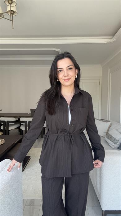 Dilvin Kahve Çizgili Takım