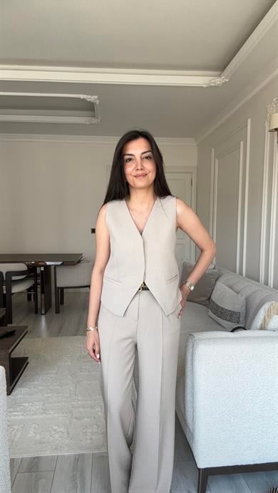 Dilvin Yelekli Takım