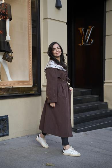 Fular Detaylı Trençkot - Kahve 