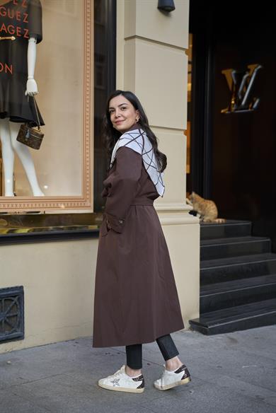 Fular Detaylı Trençkot - Kahve 