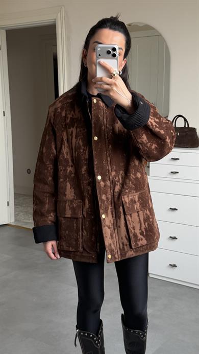 Kadife Yakalı Dokulu Mont 