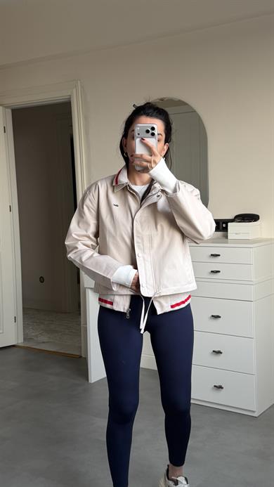 Lacste Bej Trençkot