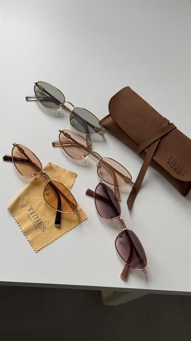 Miu Gold Siyah Cam Güneş Gözlüğü