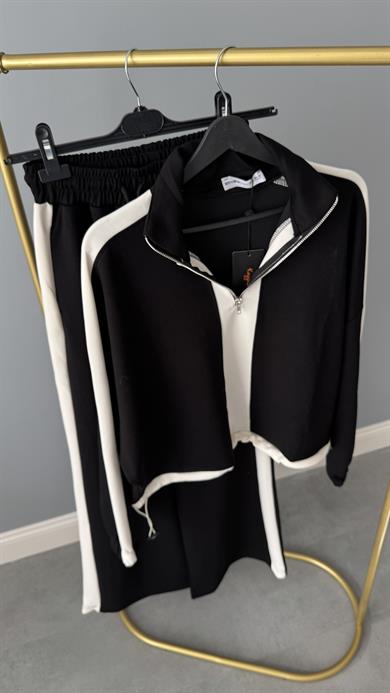 Modal Siyah Beyaz Şeritli Takım