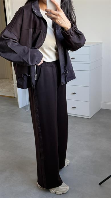 Paraşüt Garnili Takım - Kahve