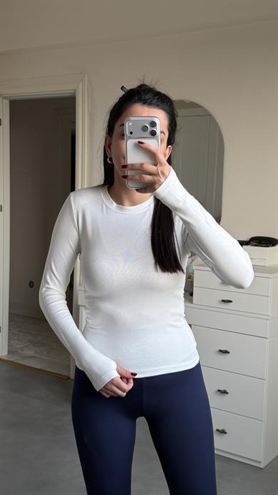 Parmak Geçirmeli Body - Beyaz