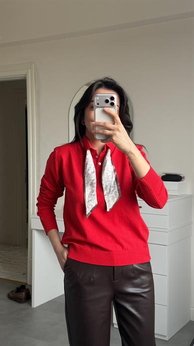 Polo Yaka Fularlı Kazak - Kırmızı