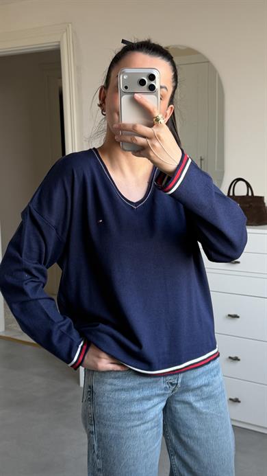 Tmmy V Yaka Triko - Laci