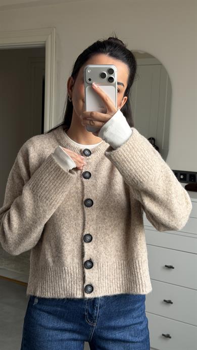 Yumoş Yırtmaçlı Hırka- Sütlü Kahve