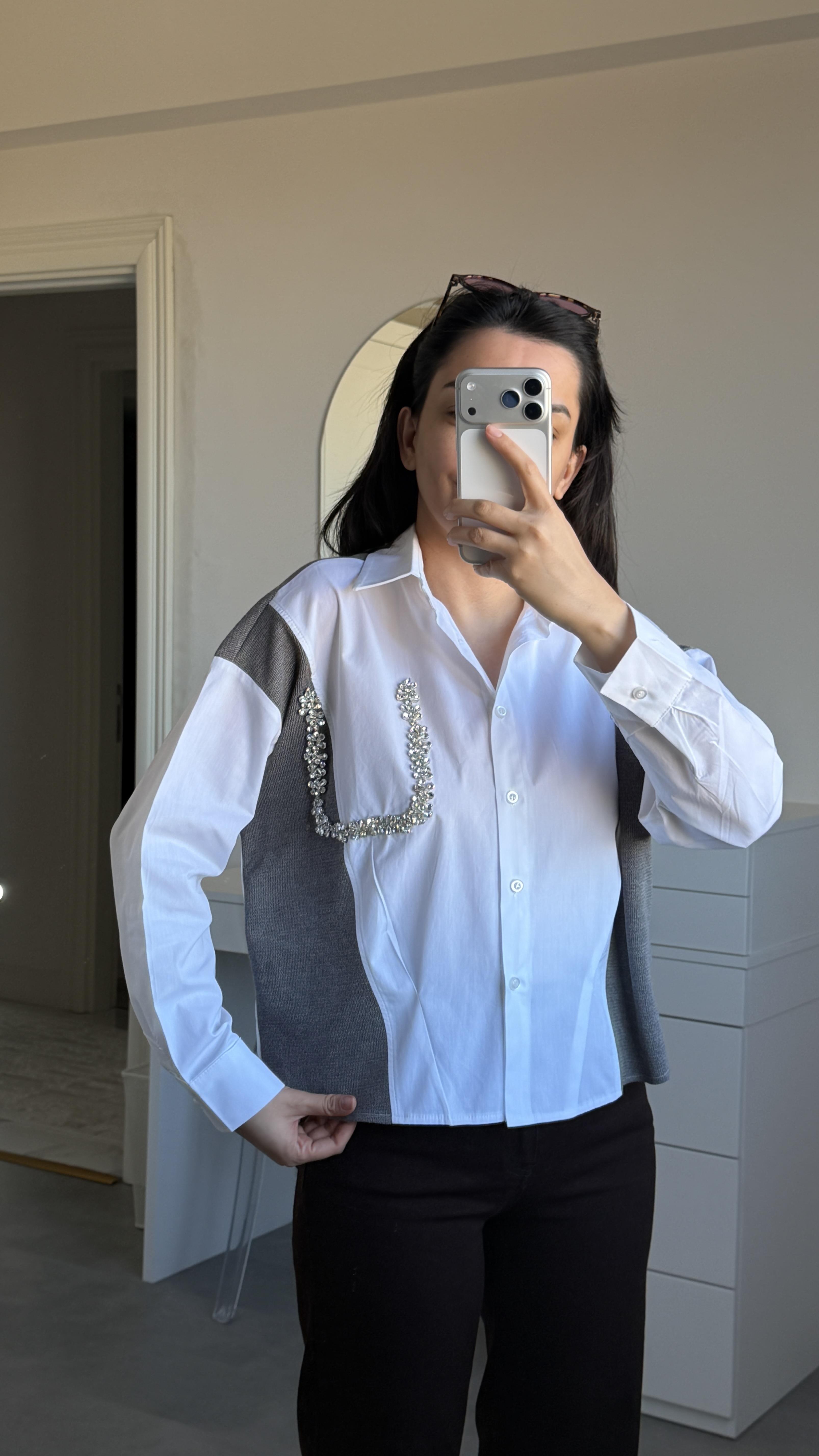 Cep Taşlı Gömlek - Beyaz