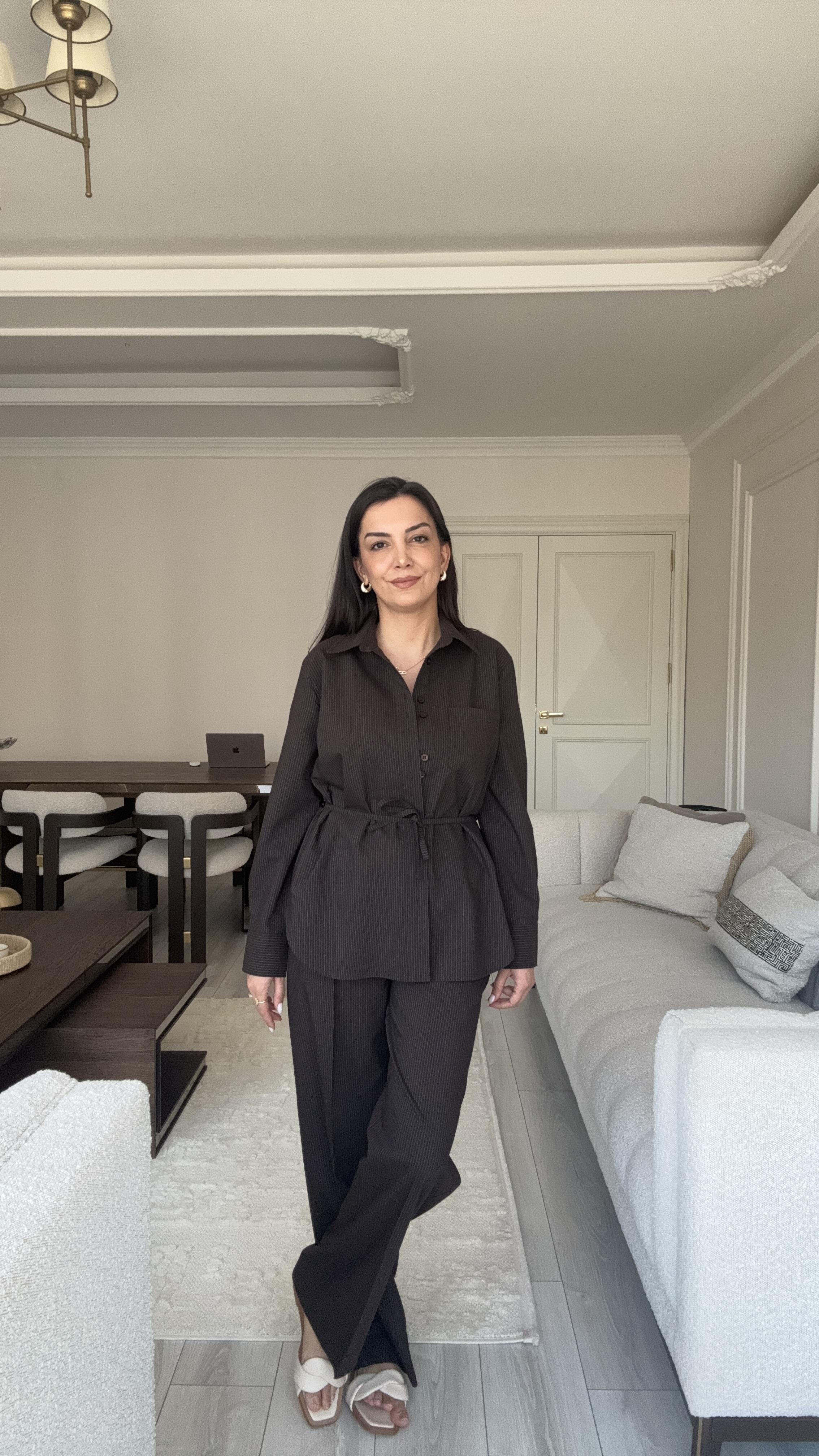 Dilin Kahve Çizgili Takım