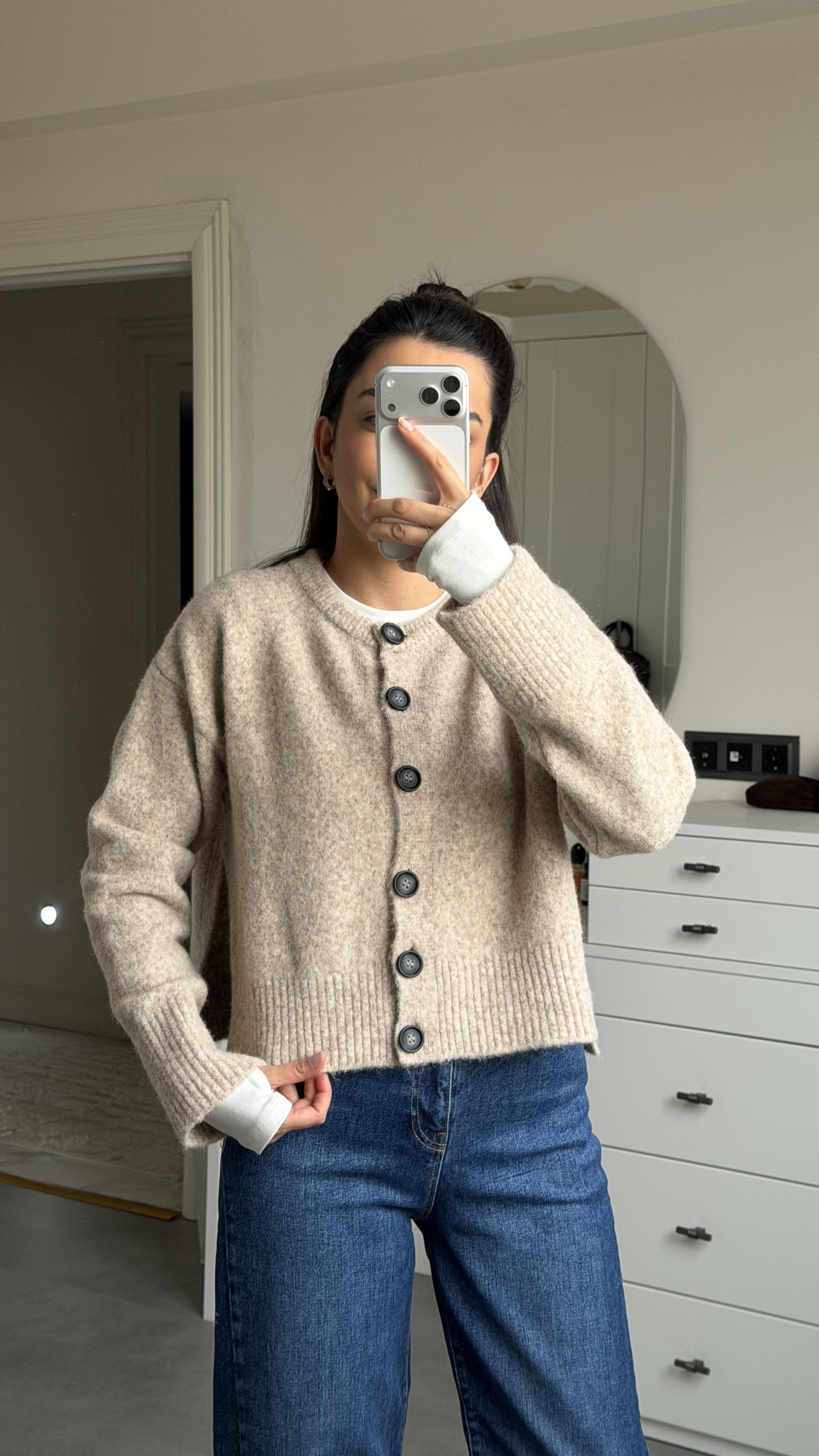 Yumoş Yırtmaçlı Hırka- Sütlü Kahve