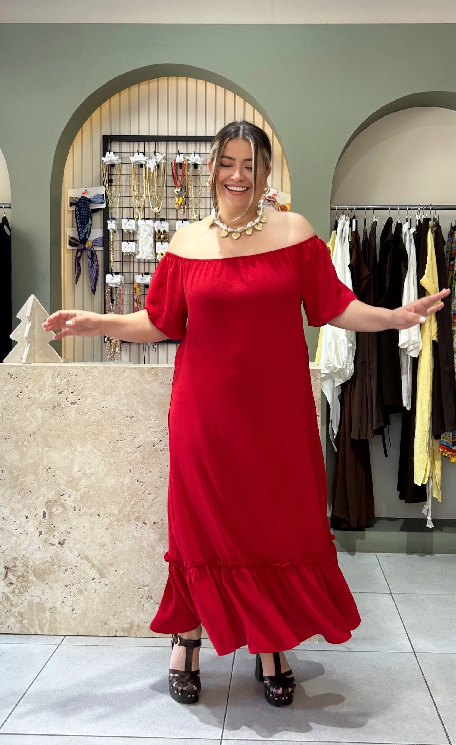 5001-Kırmızı Madonna Elbise