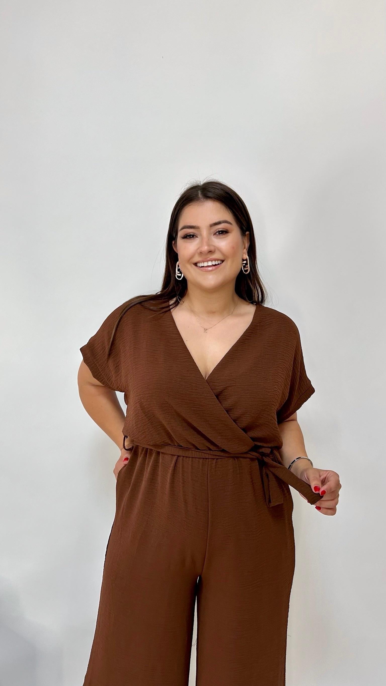 Kruvaze Yaka Kahverengi Tulum 