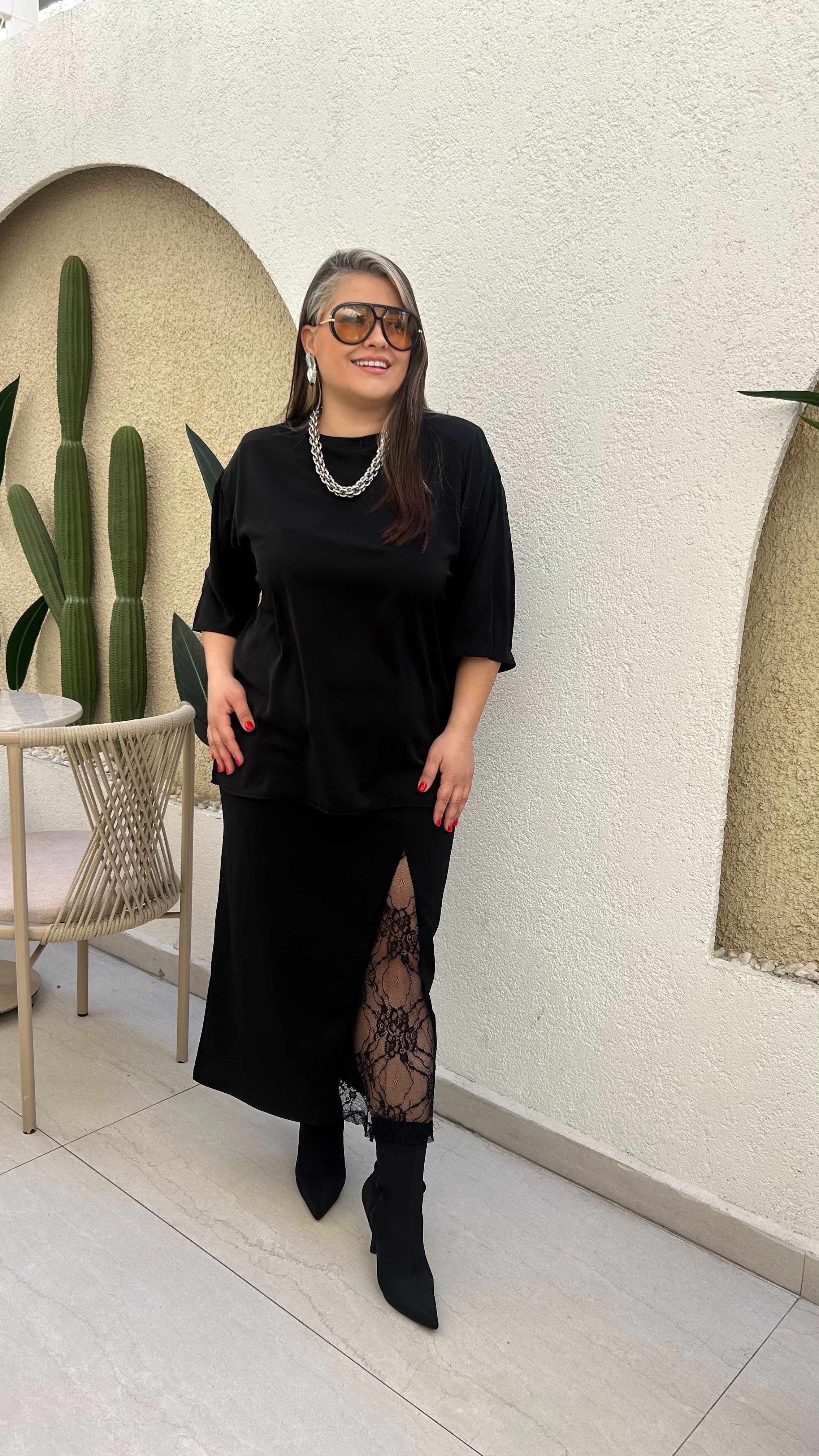 Siyah Dokuma Vatkalı Bluz