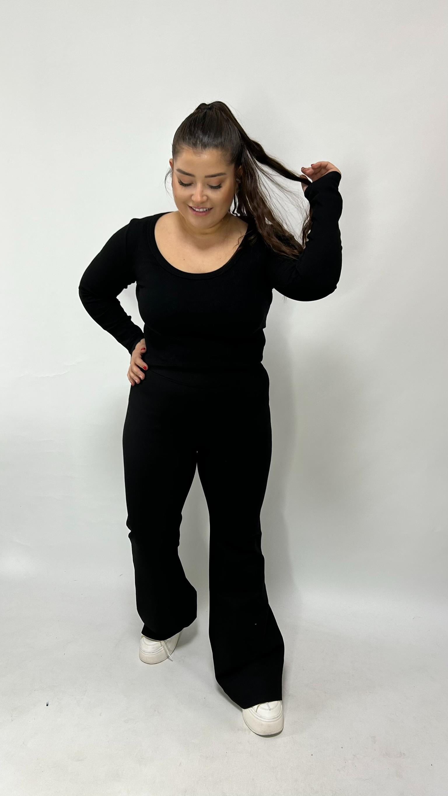 Siyah Toparlayıcı Çelik İspanyol Pantolon