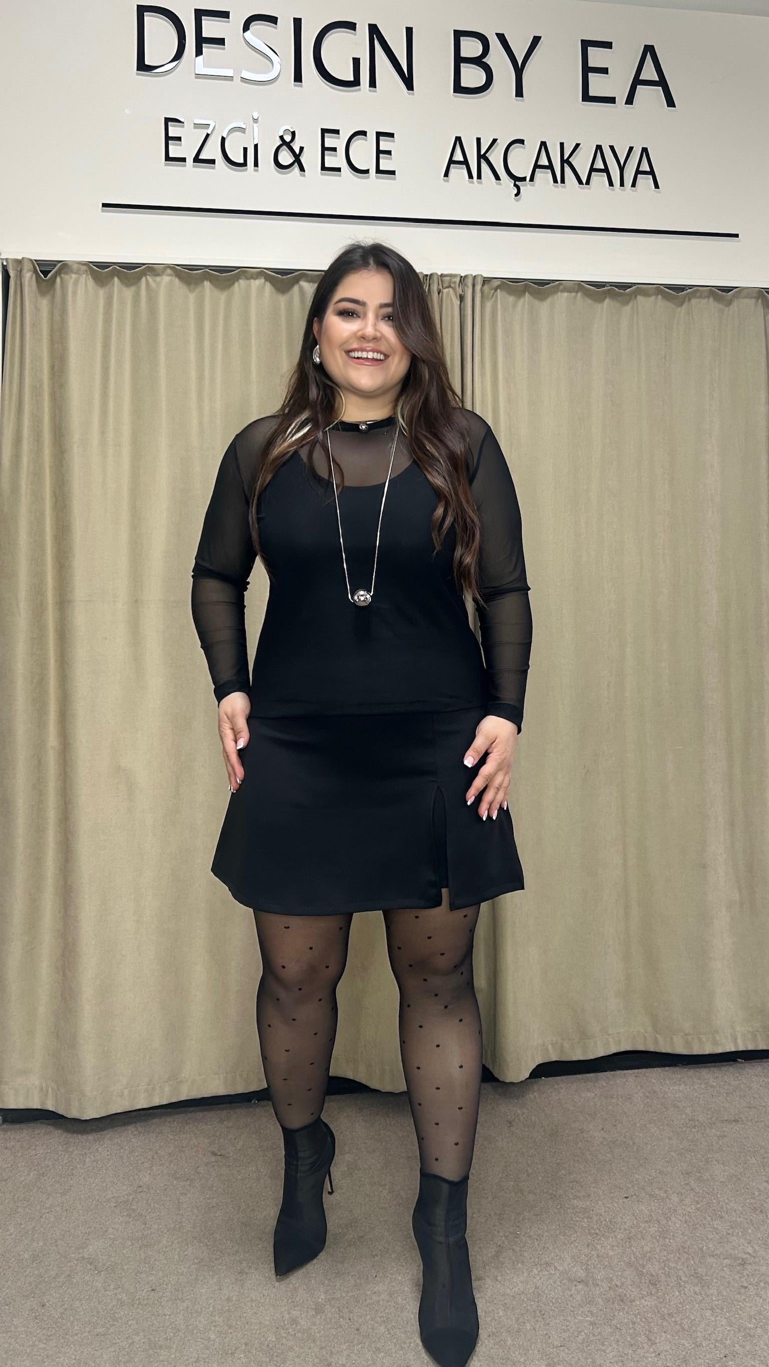 Tek Yırtmaçlı Şort Etek