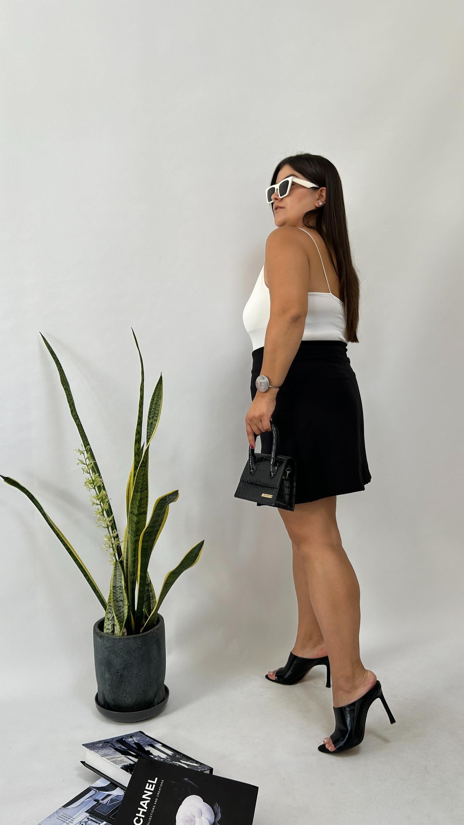 Yırtmaçlı Şort Etek 