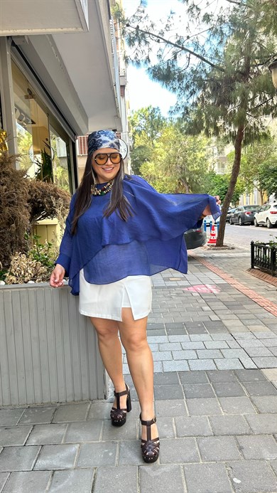 Beyaz Yırtmaçlı Etek