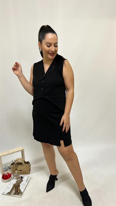 Çift Yırtmaçlı Siyah Şort Etek